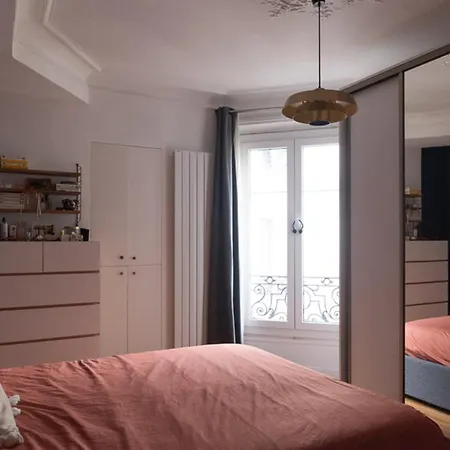 Apartament T2 With Fireplace - Near Sacre-coeur *